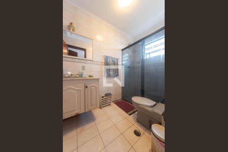 Casa à venda com 268m², 3 quartos e 5 vagas Casa à venda com 268m², 3 quartos e 5 vagasBanheiro da Suíte 2