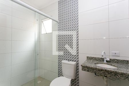 Banheiro de apartamento para alugar com 1 quarto, 45m² em Vila Nova Manchester, São Paulo