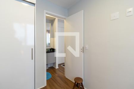 Quarto 1 de apartamento para alugar com 2 quartos, 34m² em Vila Diva, São Paulo