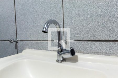 Casa à venda com 140m², 1 quarto e 2 vagas Casa à venda com 140m², 1 quarto e 2 vagasBanheiro - torneira