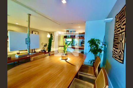 Sala de apartamento à venda com 2 quartos, 106m² em Lagoa, Rio de Janeiro