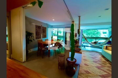 Sala de apartamento à venda com 2 quartos, 106m² em Lagoa, Rio de Janeiro