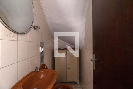 lavabo_1 de casa para alugar com 2 quartos, 48m² em Cursino, São Paulo