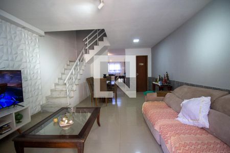 Sala de casa de condomínio à venda com 3 quartos, 90m² em Vargem Grande, Rio de Janeiro