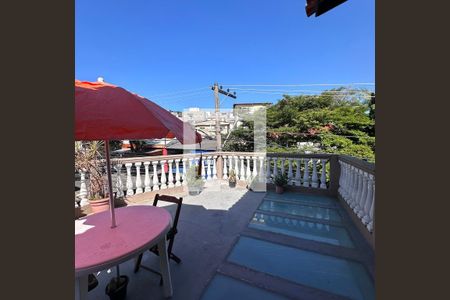 Casa à venda com 146m², 4 quartos e 2 vagasVaranda