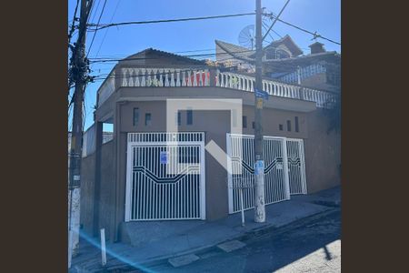 Casa à venda com 146m², 4 quartos e 2 vagasFachada