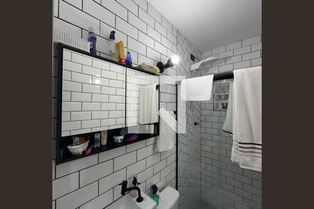 Casa à venda com 146m², 4 quartos e 2 vagasBanheiro da Suíte