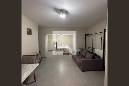 Casa à venda com 146m², 4 quartos e 2 vagasSuíte