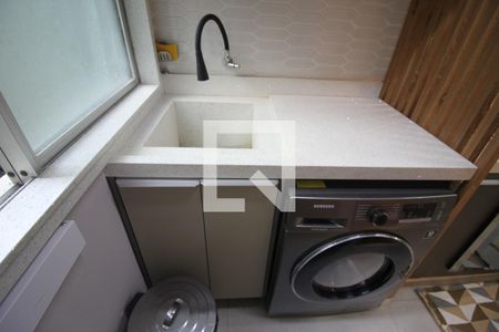 Apartamento à venda com 73m², 2 quartos e 2 vagasÁrea de Serviço