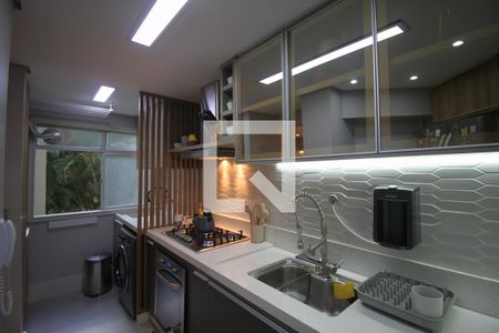 Apartamento à venda com 73m², 2 quartos e 2 vagasCozinha