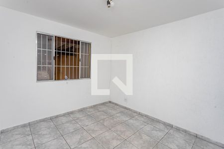 Sala  de casa à venda com 2 quartos, 65m² em Piraporinha, Diadema