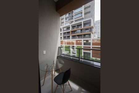 Studio para alugar com 25m², 1 quarto e sem vaga Studio para alugar com 25m², 1 quarto e sem vagaVaranda