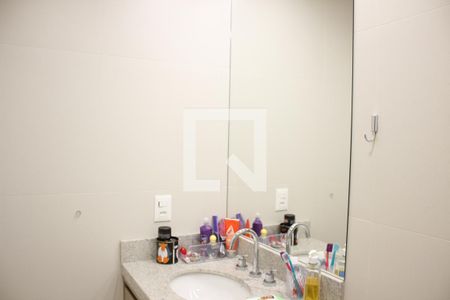 Apartamento para alugar com 63m², 2 quartos e 1 vagaBanheiro do Corredor