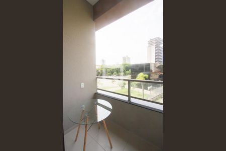 Studio para alugar com 25m², 1 quarto e sem vaga Studio para alugar com 25m², 1 quarto e sem vagaVaranda