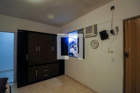 Casa à venda com 5 quartos, 300m² em Vila Graciosa, São Paulo
