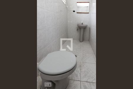 Casa à venda com 4 quartos, 300m² em Vila Graciosa, São Paulo