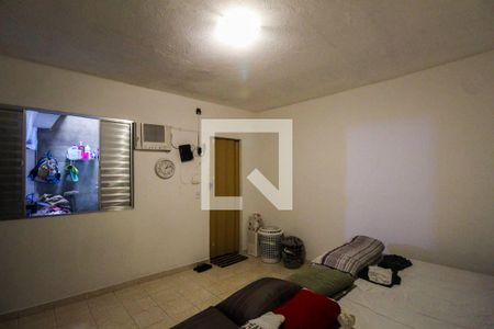 Casa à venda com 4 quartos, 300m² em Vila Graciosa, São Paulo