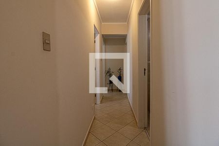 corredor para os comodos_1 de apartamento para alugar com 3 quartos, 76m² em Aclimação, São Paulo