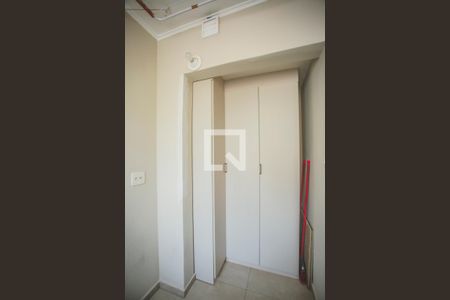 Apartamento à venda com 68m², 2 quartos e 1 vagaÁrea de Serviço