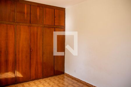 Quarto 1 de casa para alugar com 3 quartos, 150m² em Setor Central, Goiânia