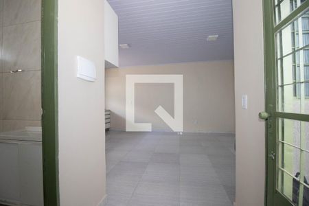 Corredor de casa para alugar com 1 quarto, 55m² em Conjunto B, Brasília