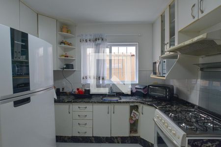 Casa à venda com 152m², 3 quartos e 2 vagas Casa à venda com 152m², 3 quartos e 2 vagasCozinha