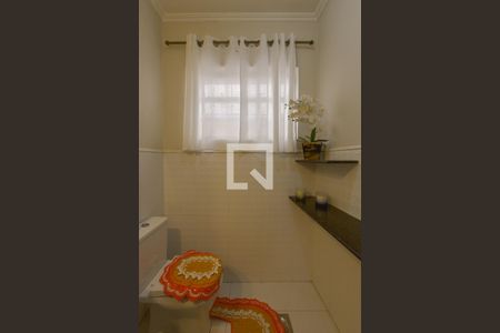 Casa à venda com 152m², 3 quartos e 2 vagas Casa à venda com 152m², 3 quartos e 2 vagasLavabo