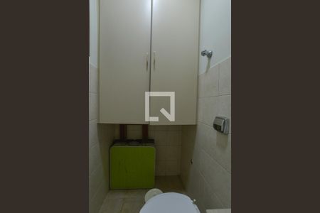 Casa à venda com 152m², 3 quartos e 2 vagas Casa à venda com 152m², 3 quartos e 2 vagasBanheiro de serviço