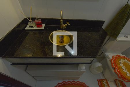 Casa à venda com 152m², 3 quartos e 2 vagas Casa à venda com 152m², 3 quartos e 2 vagasLavabo