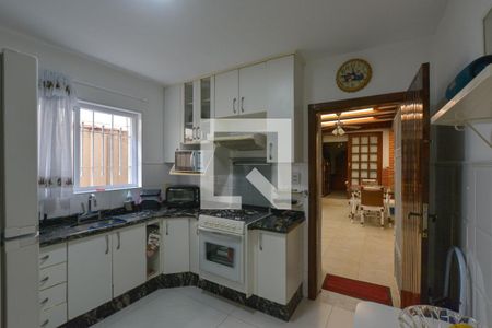 Casa à venda com 152m², 3 quartos e 2 vagas Casa à venda com 152m², 3 quartos e 2 vagasCozinha