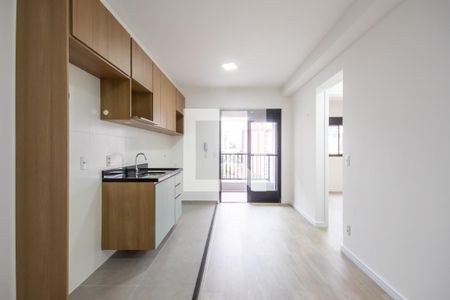 Sala e Cozinha de apartamento para alugar com 1 quarto, 34m² em Centro, Osasco
