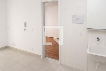 Cozinha e Área de Serviço de apartamento para alugar com 1 quarto, 31m² em Vila Ema, São Paulo