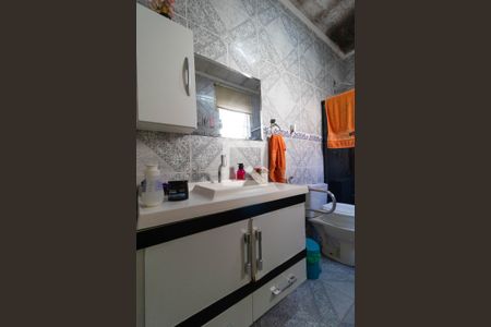 Casa à venda com 200m², 4 quartos e 4 vagasBanheiro da Suíte