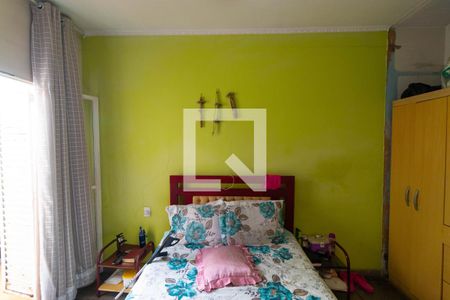 Casa à venda com 200m², 4 quartos e 4 vagasSuíte