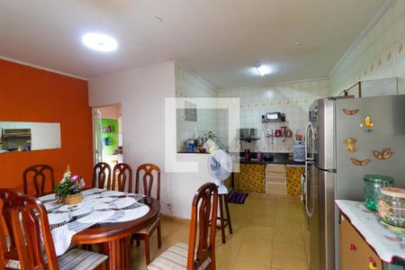 Casa à venda com 200m², 4 quartos e 4 vagasCozinha
