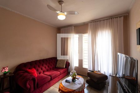 Sala 01 de casa à venda com 4 quartos, 200m² em Parque Italia, Campinas