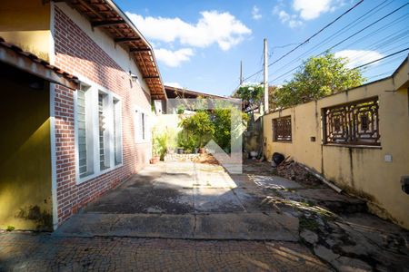 Casa à venda com 200m², 4 quartos e 4 vagasQuintal