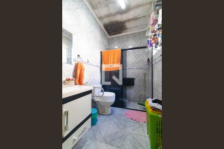 Casa à venda com 200m², 4 quartos e 4 vagasBanheiro da Suíte