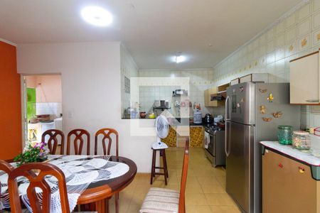 Casa à venda com 200m², 4 quartos e 4 vagasCozinha