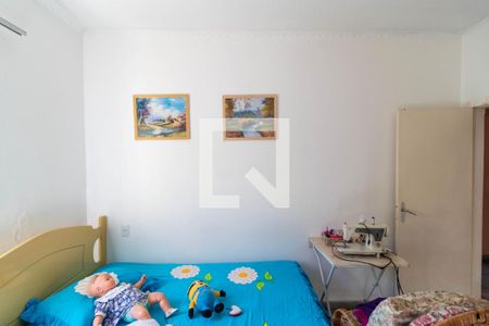 Casa à venda com 200m², 4 quartos e 4 vagasQuarto 01