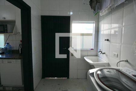 Casa de condomínio para alugar com 350m², 4 quartos e 4 vagasÁrea de Serviço