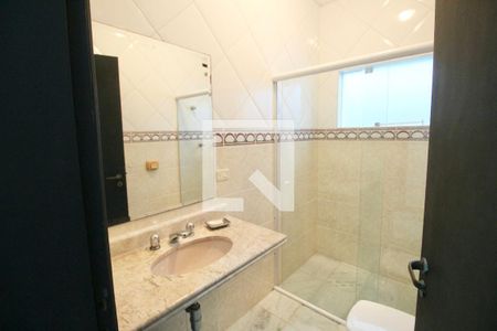 Casa de condomínio para alugar com 350m², 4 quartos e 4 vagasBanheiro Suíte 3 