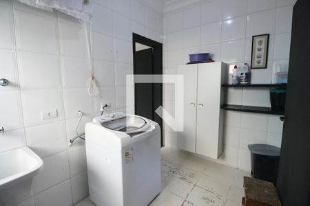 Casa de condomínio para alugar com 350m², 4 quartos e 4 vagasÁrea de Serviço