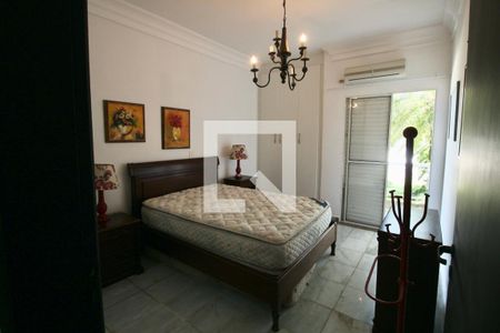 Casa de condomínio para alugar com 350m², 4 quartos e 4 vagasQuarto Suíte 