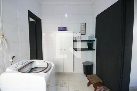 Casa de condomínio para alugar com 350m², 4 quartos e 4 vagasÁrea de Serviço