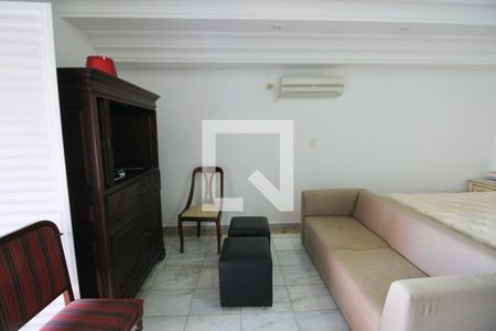 Casa de condomínio para alugar com 350m², 4 quartos e 4 vagasQuarto Suíte 4 