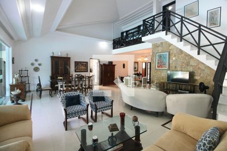 Sala de casa de condomínio para alugar com 4 quartos, 350m² em Acapulco, Guarujá