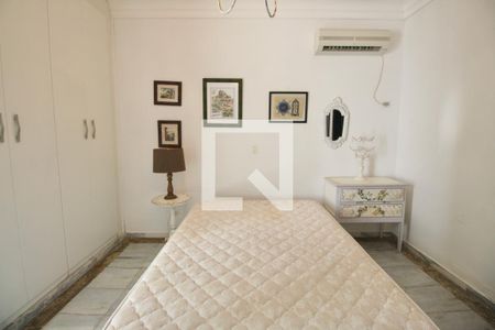 Casa de condomínio para alugar com 350m², 4 quartos e 4 vagasQuarto Suíte 2