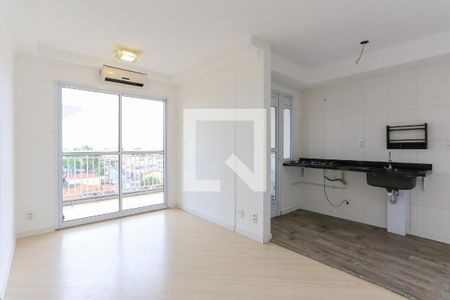 Sala/Cozinha de apartamento à venda com 2 quartos, 57m² em Vila Gomes, São Paulo