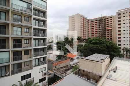 Vista  de kitnet/studio para alugar com 1 quarto, 23m² em Indianópolis, São Paulo